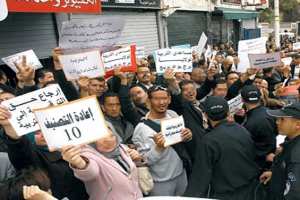 أزيد من 344 عاملا  محرومين  من الترقية بتيارت