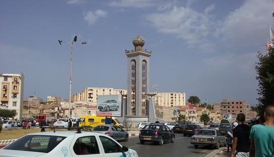 إنفجار خزان للزفت يُثير الهلع داخل شركة للمواد العازلة بعين تموشنت