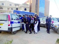 Aux origines de la violence                                    Assassinats rackets et kidnappings...