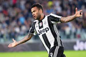 ألفيس يتوصل لاتفاق من أجل الرحيل نحو الدوري الإنجليزي