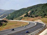 Lancement en 2013 de huit projets autoroutiers reliés à l'autoroute Est-Ouest (responsable)