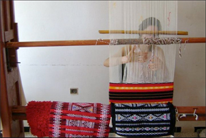 Un métier ancestral perpétré par les femmes de Selmana                                    Tissemsilt, l'art de la tapisserie