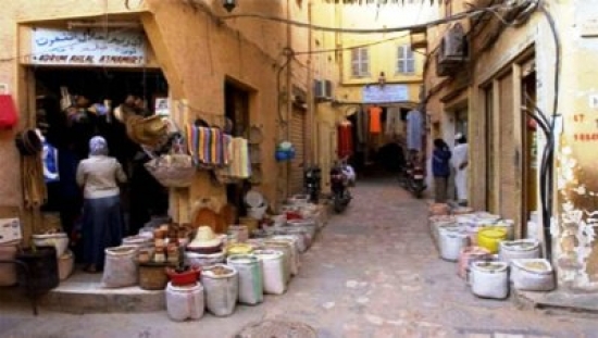 غرداية : أكثر من 85 مليون دج من المعاملات التجارية المخفية عن مصالح الضرائب خلال رمضان