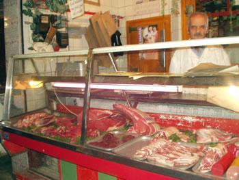 Les boucheries de Tizi Ouzou en grève                                    SOLIDAIRES DES TRAVAILLEURS DE L'ABATTOIR COMMUNAL