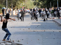 قسنطينة/ جرحى ومعتقلون في مواجهات بين رجال الأمن ومحتجين على السكن