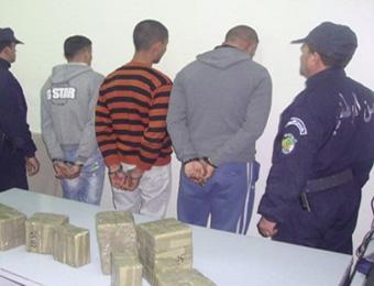 حراك واسع لكبح أيادي الإجرام في تيارت                                    تفكيك عدة شبكات تخصصت في المخدرات والاعتداءات