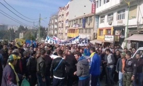 مسيرة بتيزي وزو للمطالبة برحيل رئيس فريق شبيبة القبائل