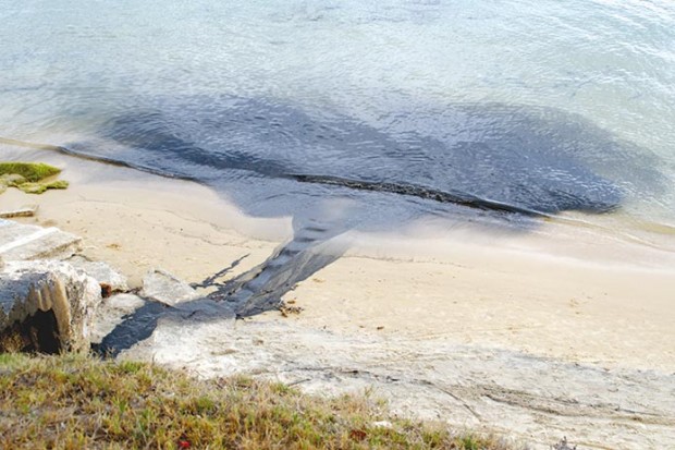 La Corniche entre eaux usées et anarchie