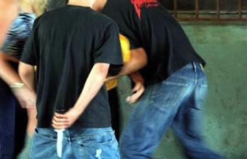 Deux frères tuent froidement leur voisin