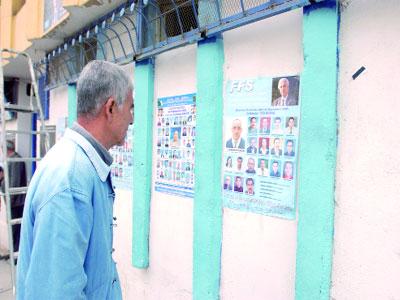 Le FFS mobilise ses troupes pour les locales de Novembre prochain                                    EN OUVERTURE DE SON UNIVERSITé D'ETE à SOUK EL THENINE A BEJAIA