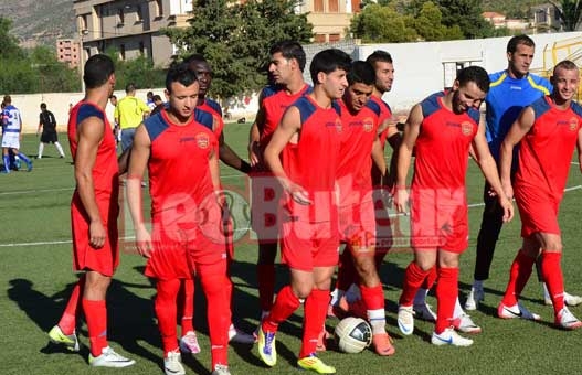 CAB 2 - USMK 0 : Le Chabab en deuxième mi-temps