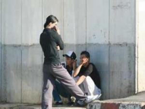 سكان بابار وششار وجلال في ولاية بسكرة.. حياتهم لا طعم لها ولا رائحة                                    بين مخالب العزلة وتهميش السلطات