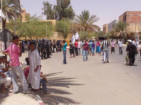 احتجاجات عارمة عقب إقالة رئيس وكالة التشغيل في ورقلة