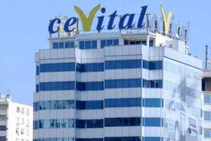 مواطنون وعمال ومنتخبون في مسيرة تضامن مع ربراب ببجاية