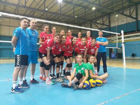 Volley-ball (H-D) : Les équipes nationales en stage