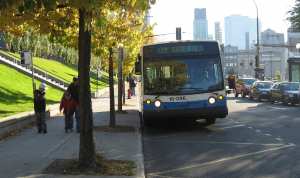 النقل المشترك: رسوم مخفّضة لكل الطلاب