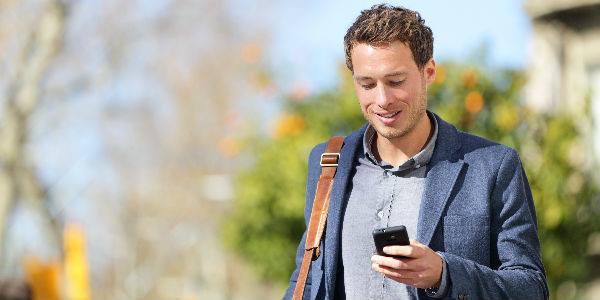 تصريح خاص لقضاء عطلة في كندا مع وظيفة لتمويلها