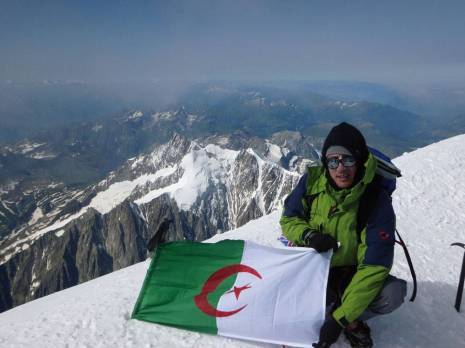 Youcef Benbessi, 1er alpiniste d'Algérie sur le Mont-Blanc : «Avec des pâtes et de l'huile d'olive de Bouira»                                    Actualité : les autres articles