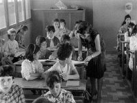 La réussite de la 1e rentrée scolaire en Algérie après l'indépendance, un défi à la France