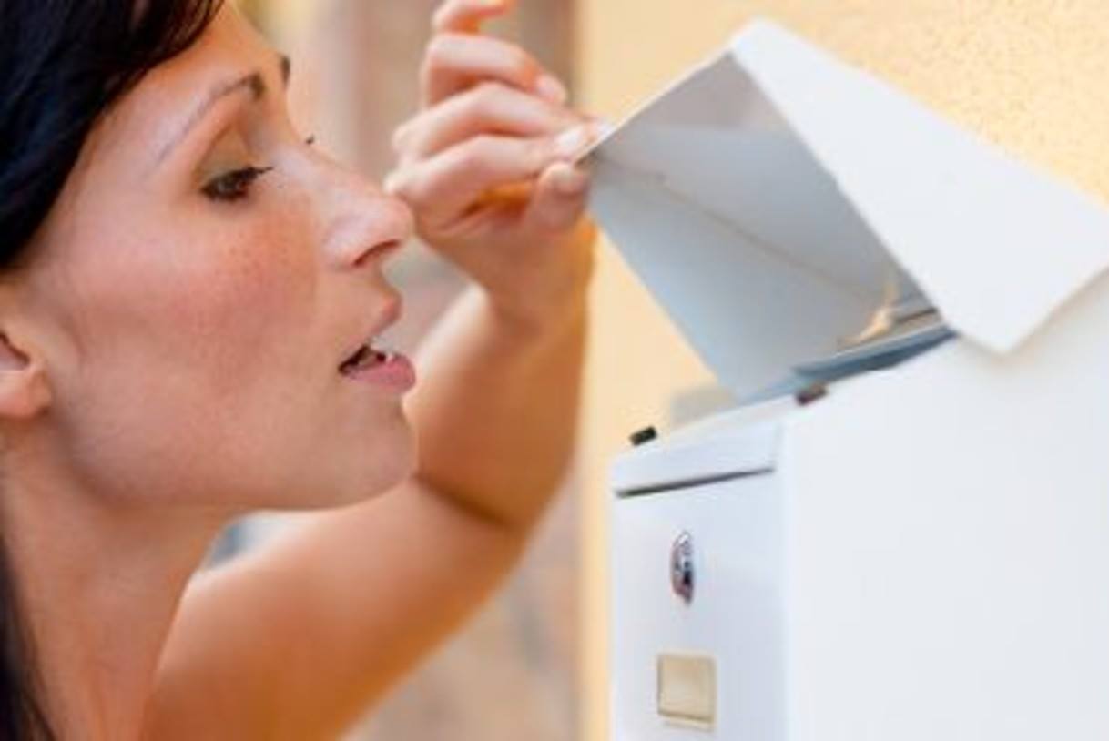 كندا - أي جهات تبلغون عند تغيير عنوانكم؟