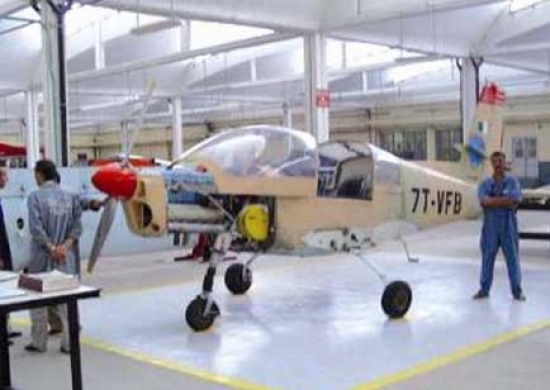 دورة وطنية للتكوين في صناعة نماذج الطائرات بتلمسان