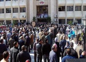 عدوى احتجاجات مقصيي التربية تنتقل إلى تيارت                                    وعيد بالتصعيد وتدخل خليفة بن بوزيد