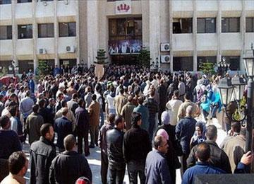 عدوى احتجاجات مقصيي التربية تنتقل إلى تيارت                                    وعيد بالتصعيد وتدخل خليفة بن بوزيد