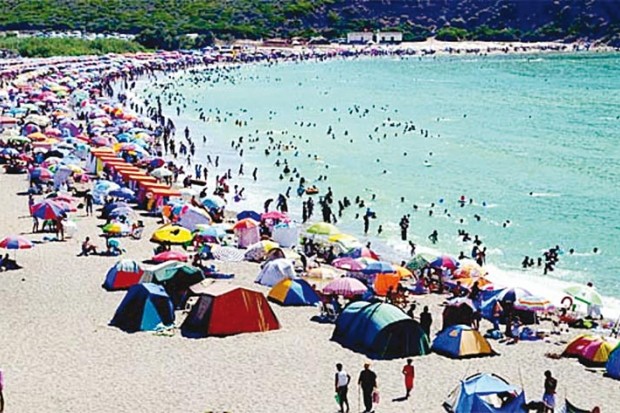 Affluence record vers le littoral de Skikda