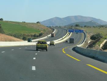 Crainte et colère des usagers                                    FERMETURE DE L'AXE AUTOROUTIER BOUIRA -LAKHDARIA
