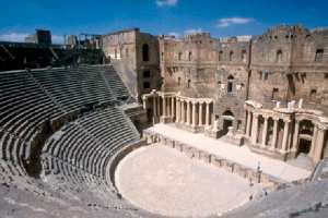 المسرح الروماني بقالمة لؤلؤة تسحر الزائرين بتماثيلها النادرة