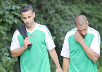 Vie des clubs/ JSK : coup dur pour les Canaris                                    Mokdad out face à l'USMH