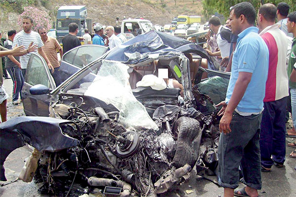 مقتل دركي وإصابة سبعة أشخاص في اصطدام تسلسلي بسعيدة