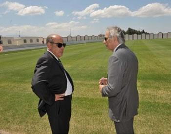 Réunion Raouraoua - José Maria la semaine prochaine à Zurich                                    MATCH AMICAL ALGERIE-BRESIL