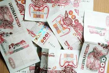 Un gang tombe à Sedouk                                    DE FAUX BILLETS DE BANQUE CIRCULENT À BEJAIA