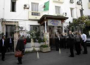 Le FLN fixe son agenda