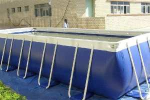 23 مسبحا بلاستيكيا للأطفال المحتاجين ببلديات أدرار