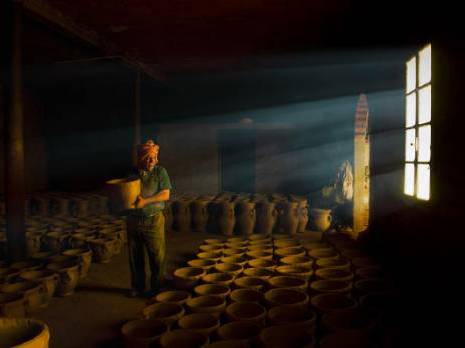 Ilies Guebbal. Commerçant à Oran. 3e prix (catégorie photo unique)