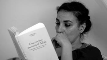 La femme, l'extrémisme et l'Algérie