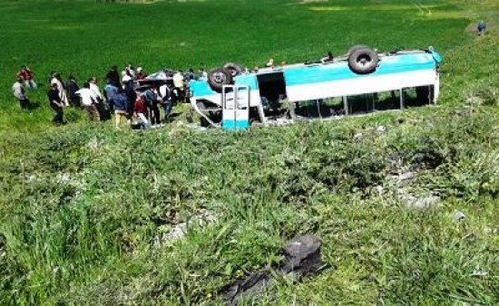 عين تموشنت: 18جريحا جراء إنقلاب حافلة