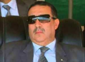 والي تيبازة ينجح فيما فشل فيه فواتيح