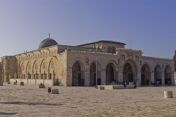 وقفة تضامنية في غليزان مع المسجد الأقصى