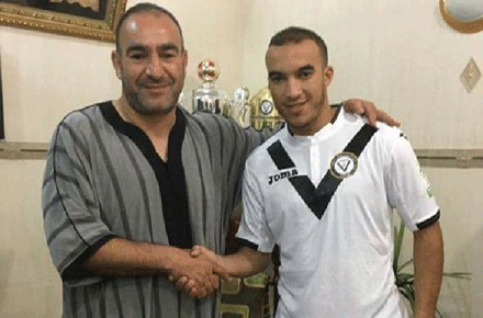 أمين عقيد يوقع رسميا لشبيبة سكيكدة