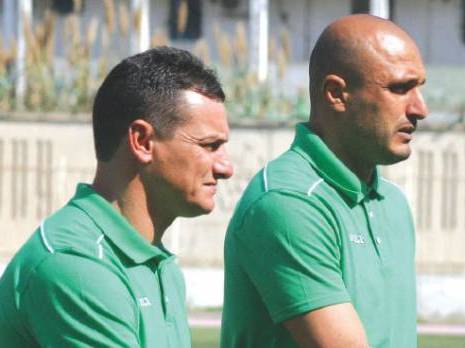 JS Kabylie : Rahmouni et Moussouni éjectent... Fabbro