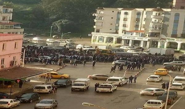 وضع 9 أشخاص تحت الرقابة القضائية في سكيكدة