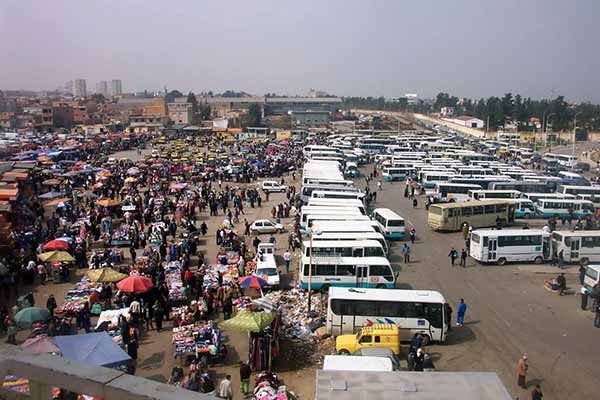 فوضى وأوساخ ومشادات يومية بمحطة نقل المسافرين بالبليدة