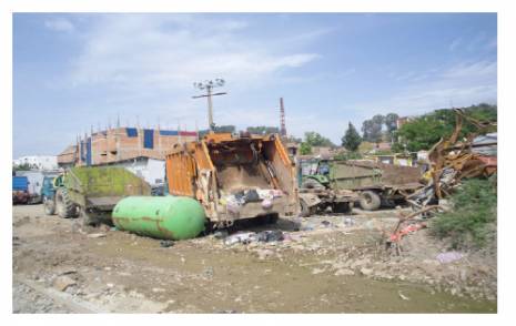 Des engins en panne depuis trois mois                                    Ramassage des ordures à El Milia (Jijel)