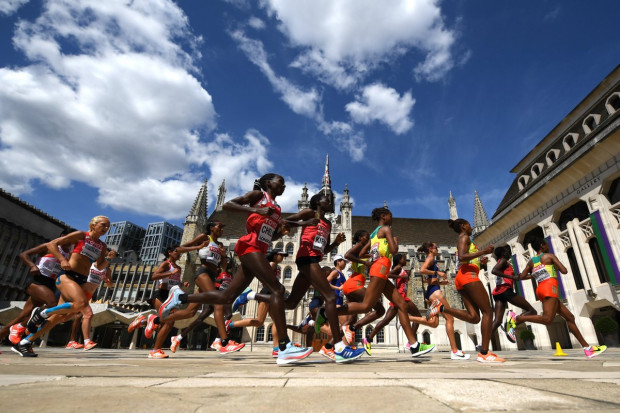 الماراطون: البحرينية شيليمو تتوج بالذهبية والجزائرية كنزة دحماني تفشل في إنهاء السباق