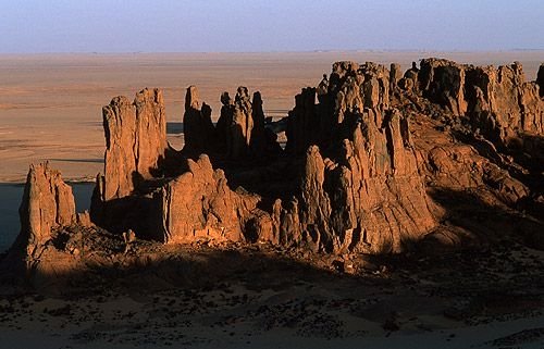 الوكالات السياحية الأجنبية تقصى الصحراء من برامجها