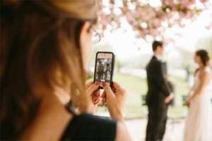 منع إدخال الهواتف النقالة في الأعراس يلقى صدى واسع بولاية تيبازة