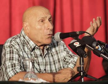 «Ce pays ne m'a rien donné»                                    HOMMAGE À L'ECRIVAIN RACHID BOUDJEDRA AU SILA